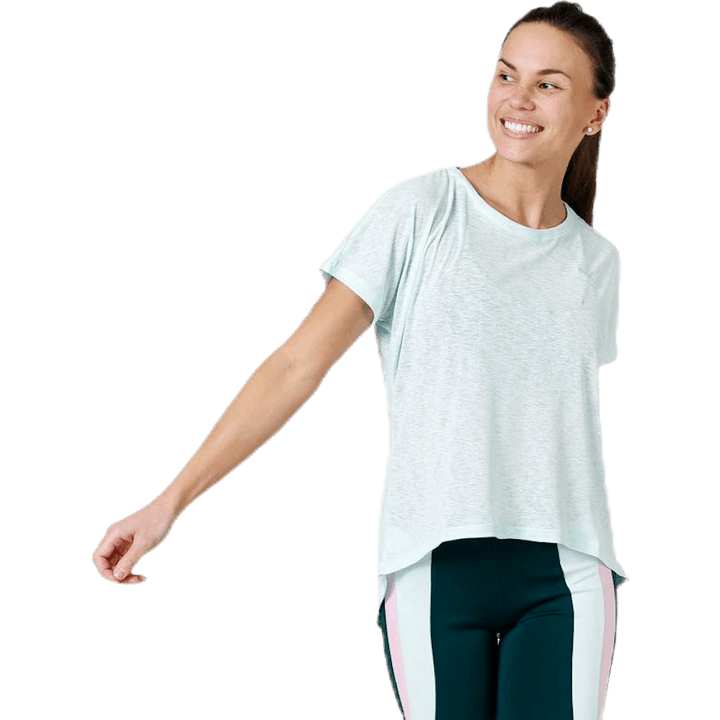 T-shirt bleu audacieux