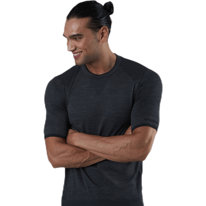 Tracker Seamless T-Shirt Black