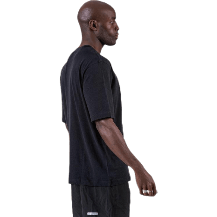 Mid Sleeve Solid Black