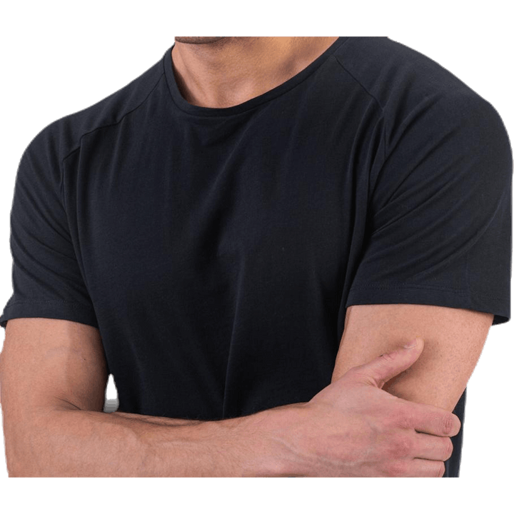 Curved Tee Ss O-Ausschnitt Schwarz