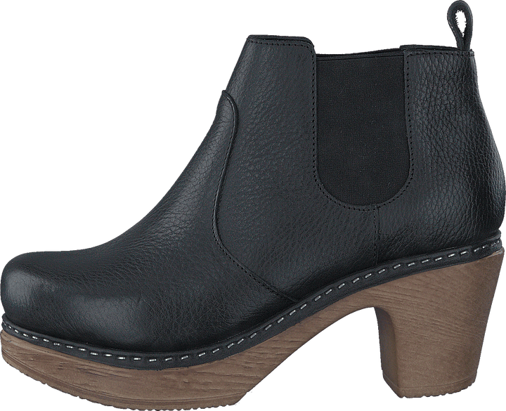 Doris Black