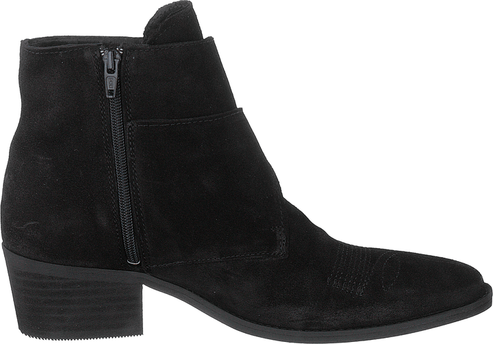 Carina Black