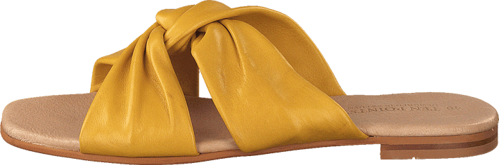 Madeleine Yellow