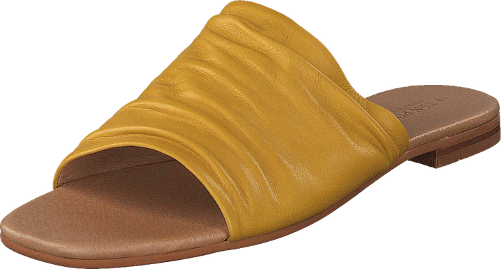 Madeleine Yellow