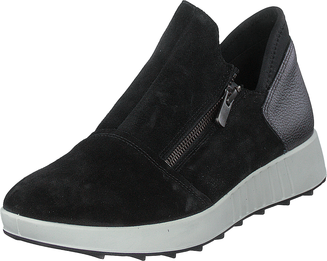 Essence Black