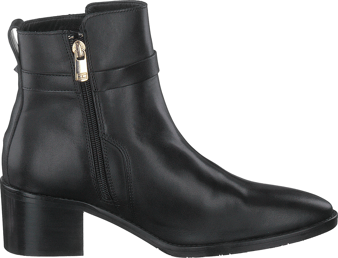 Th Hardware Leather Black