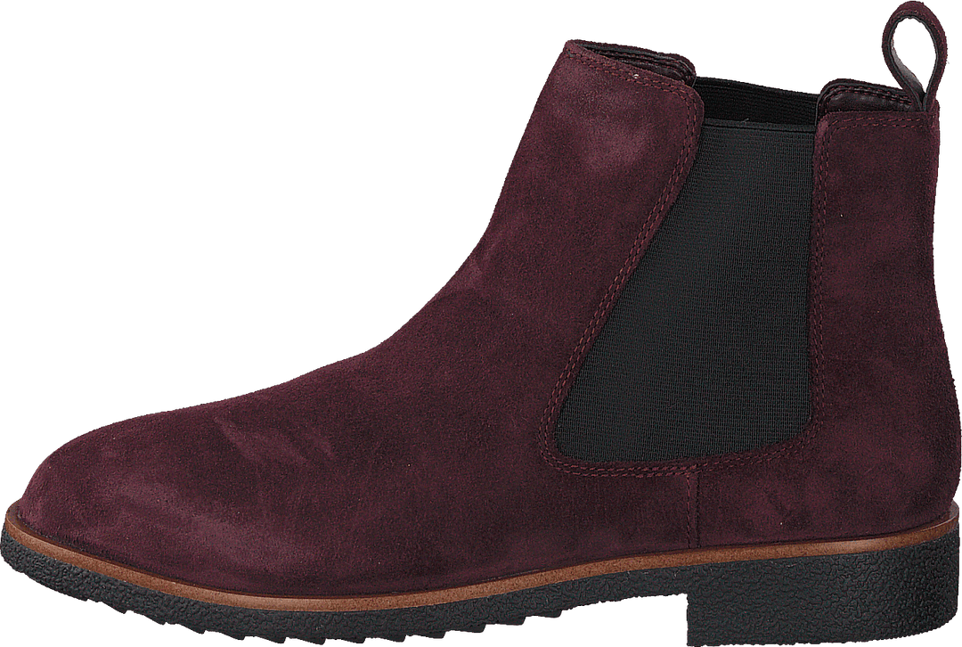 Griffin Plaza Burgundy Suede