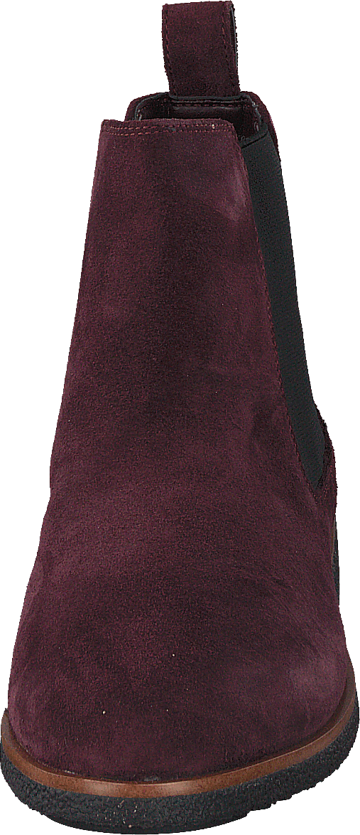 Griffin Plaza Burgundy Suede