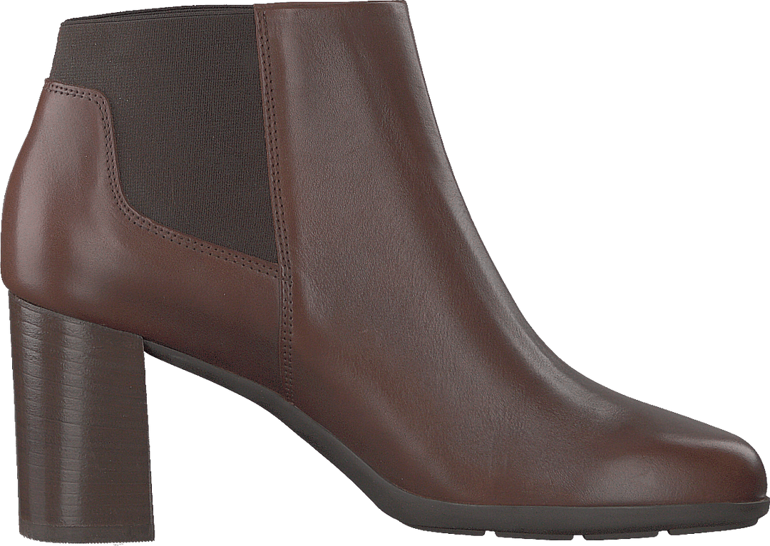 D Neu Annya Brown