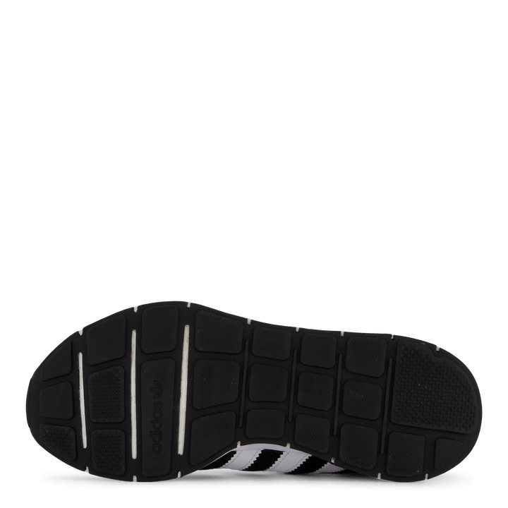 Swift Run Rf Core Black/ftwr White/core Bla