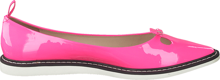 La chaussure de la souris rose fluo