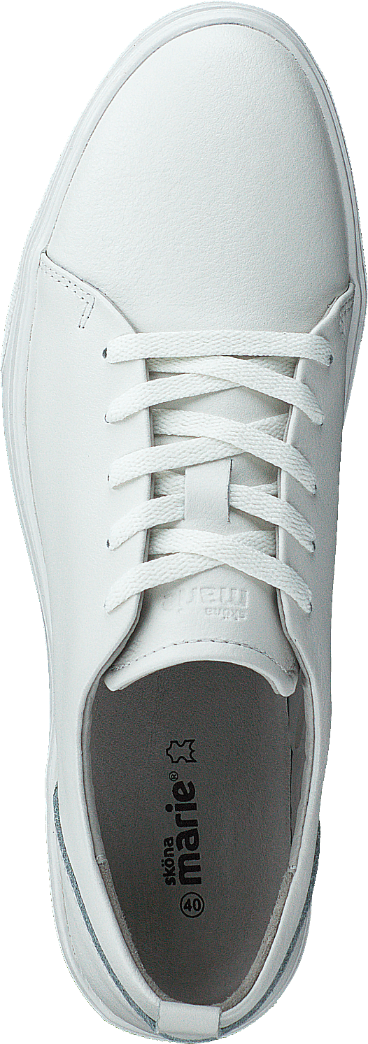 Märta White
