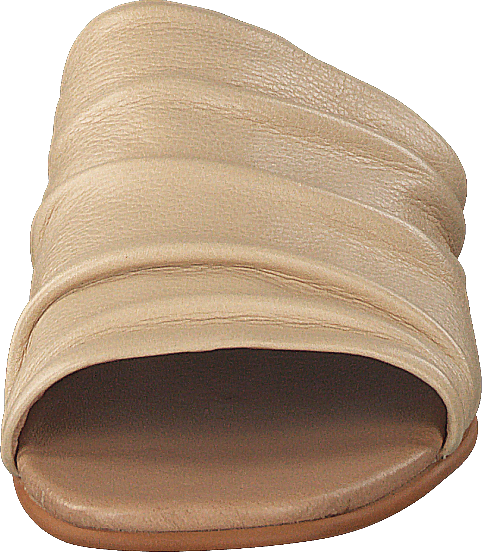 Madeleine Sand