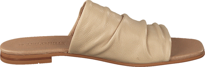 Madeleine Sand