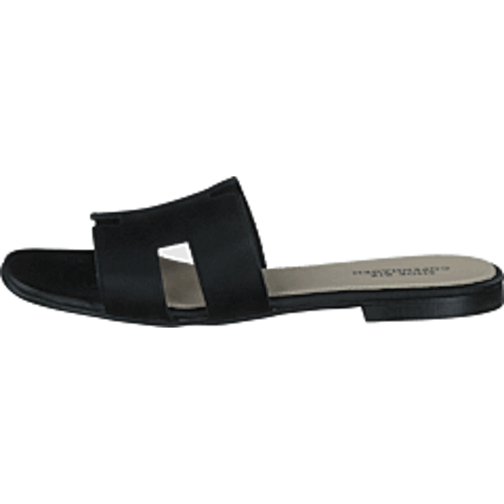 Claire Plain Black