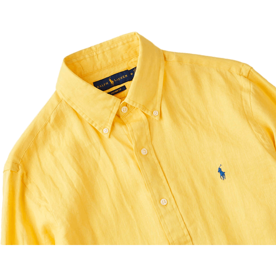Camicia in lino dal taglio personalizzato
