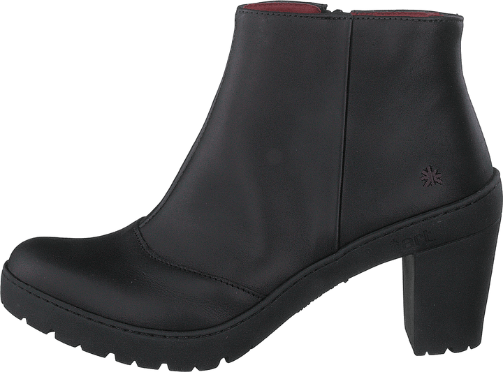 Travel Black