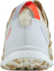 Terrex Agravic Flow Wonder White / Matte Gold / Crystal White