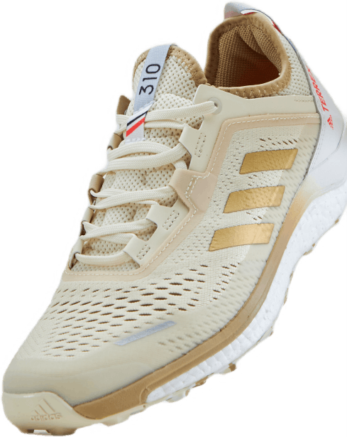 Terrex Agravic Flow Wonder White / Matte Gold / Crystal White