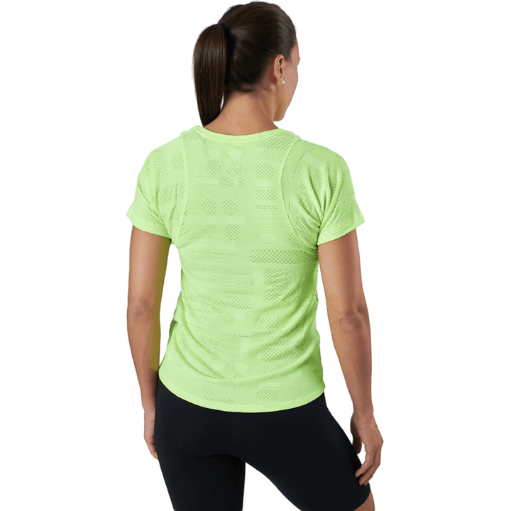 Maillot Air Dri-fit à manches courtes pour femme, coloris volt/argent réfléchissant
