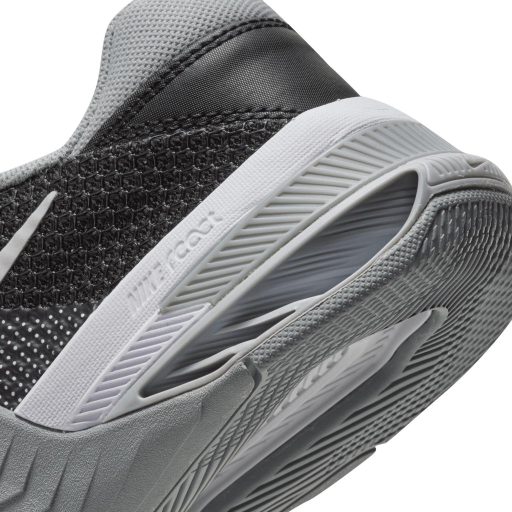 Metcon 7 Black/pure Platinum-particle G