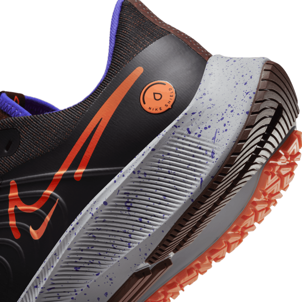 Air Zoom Pegasus 38 Shield Männer Schwarz/Orange-Total Orange-Bronze