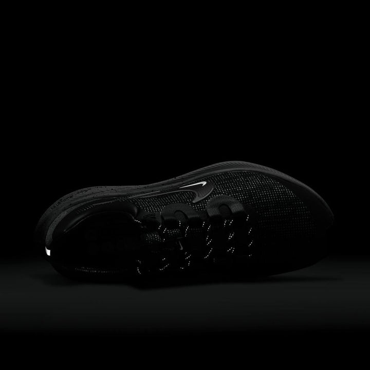 Winflo 8 Shield Women's Runnin Black/iron Grey-metallic Silve