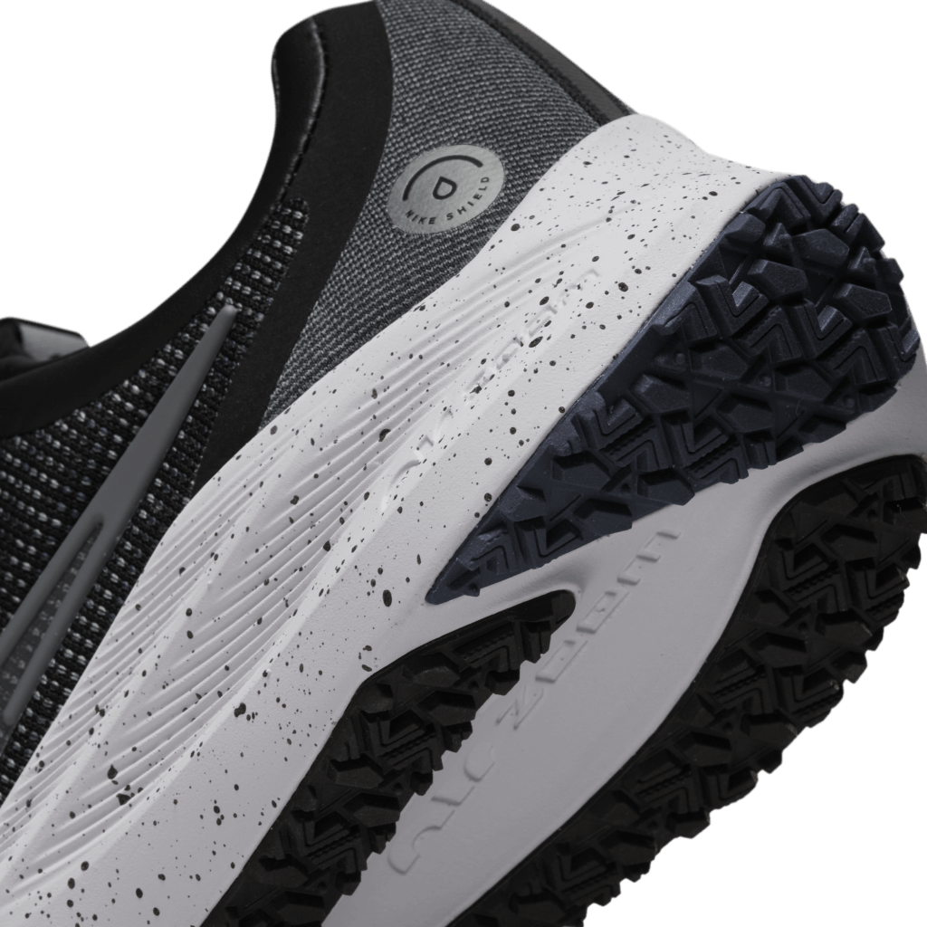 Winflo 8 Shield Women's Runnin Black/iron Grey-metallic Silve