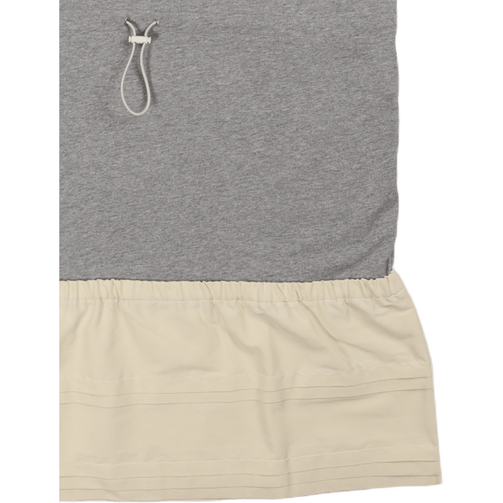 Dual Material T-Shirt Kleid Perlgrau