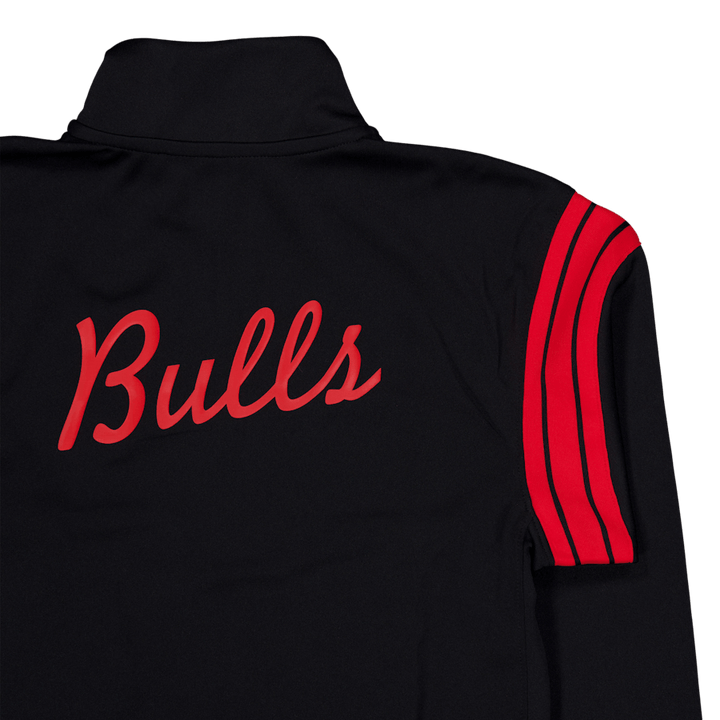 Université Courtside Tra des Bulls féminins