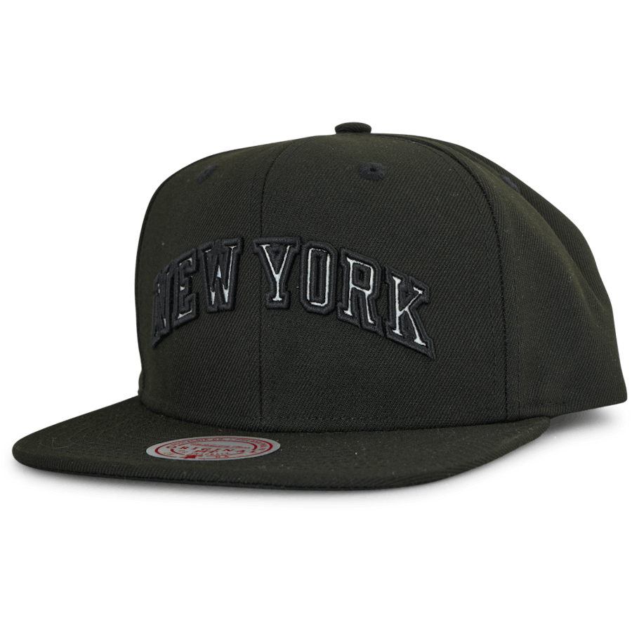 Knicks Iridescent Wordmark Snapback HWC