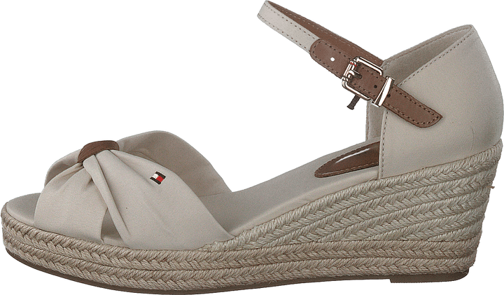 Základné otvorené topánky so stredným klinom Classic Beige