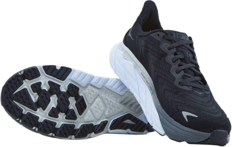 M Arahi 6 Black / White