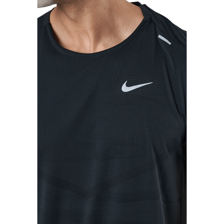Dri-FIT Rise 365 Moški tekaški top s kratkimi rokavi BLACK/REFLECTIVE SILV