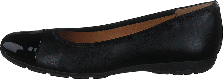 84.161.57 Black