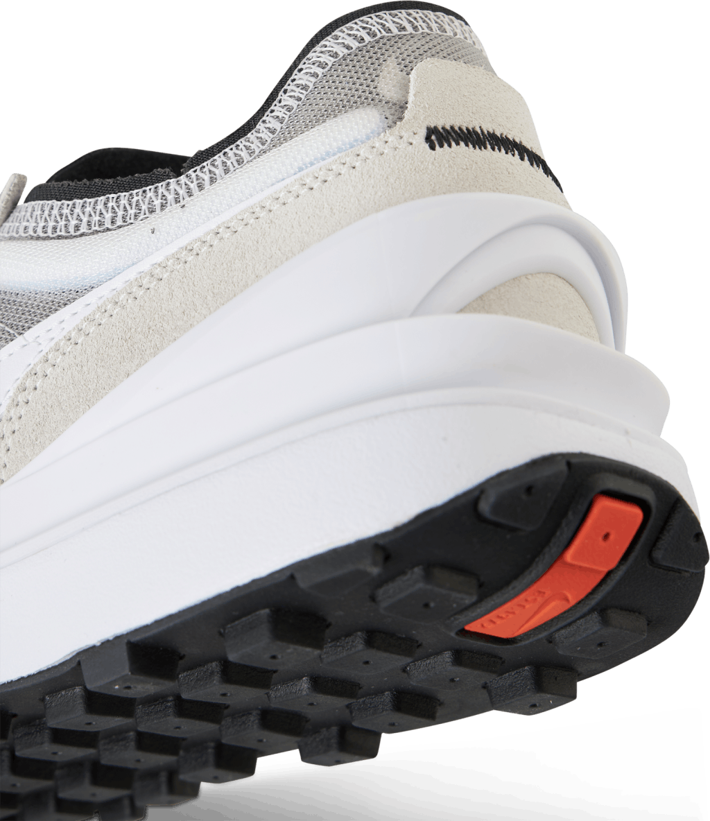 Nike Waffle One Summit