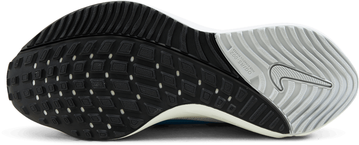 Nike Air Zoom Vomero 16