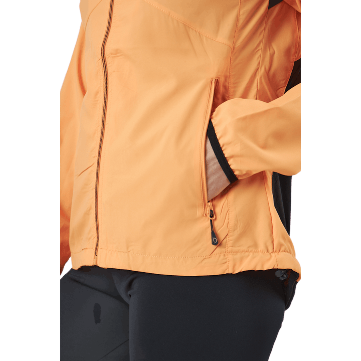 R90 Light Jkt Wmn Apricot
