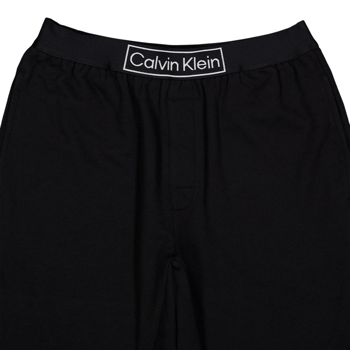 Sleep Short Black