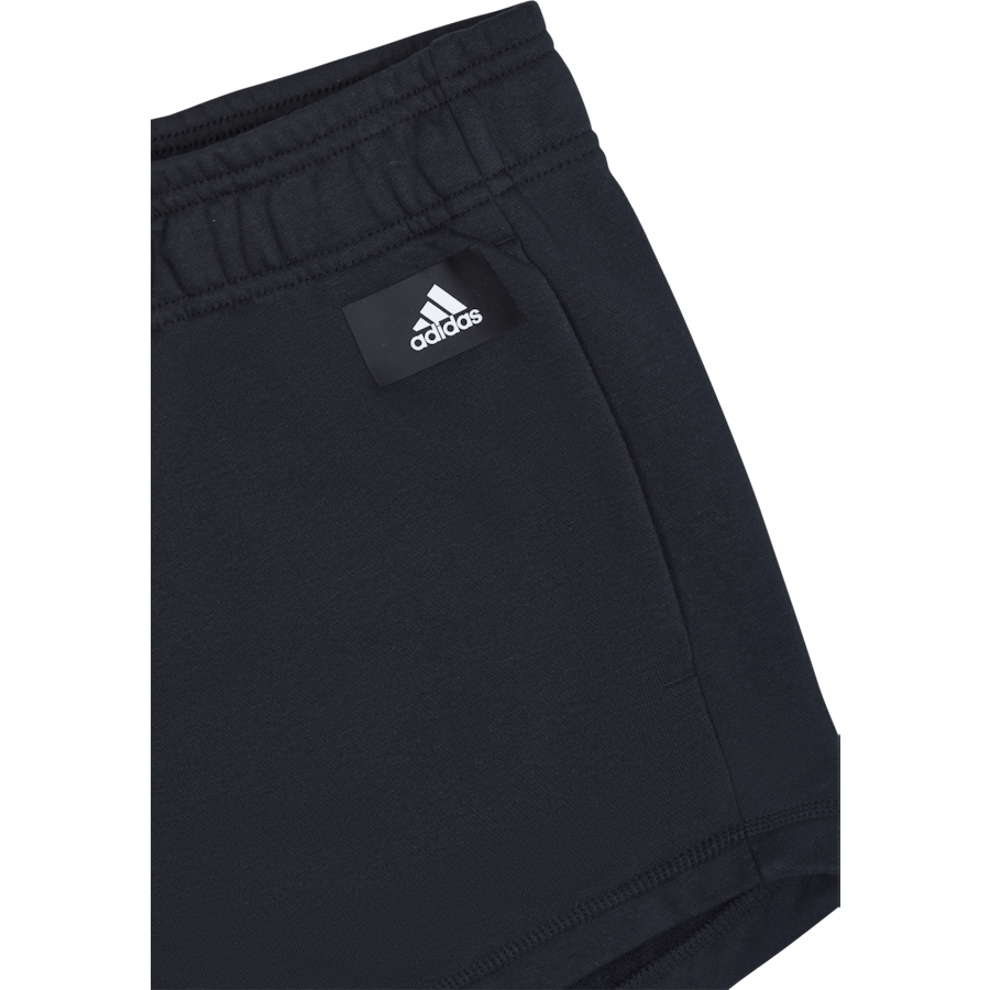 W Recco Shorts Black