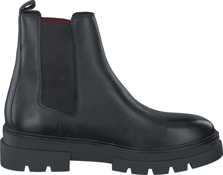 Monochromatic Chelsea Boot Black