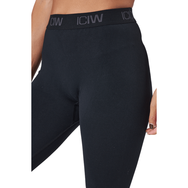 Define Seamless Logo Scrunch T Nero