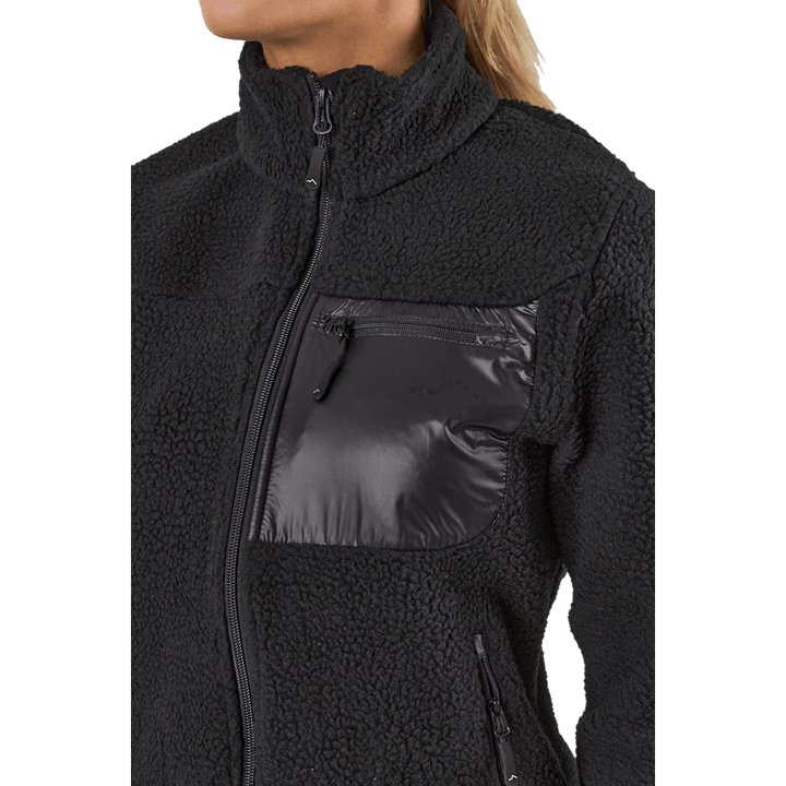 Charlotte Jacke Schwarz