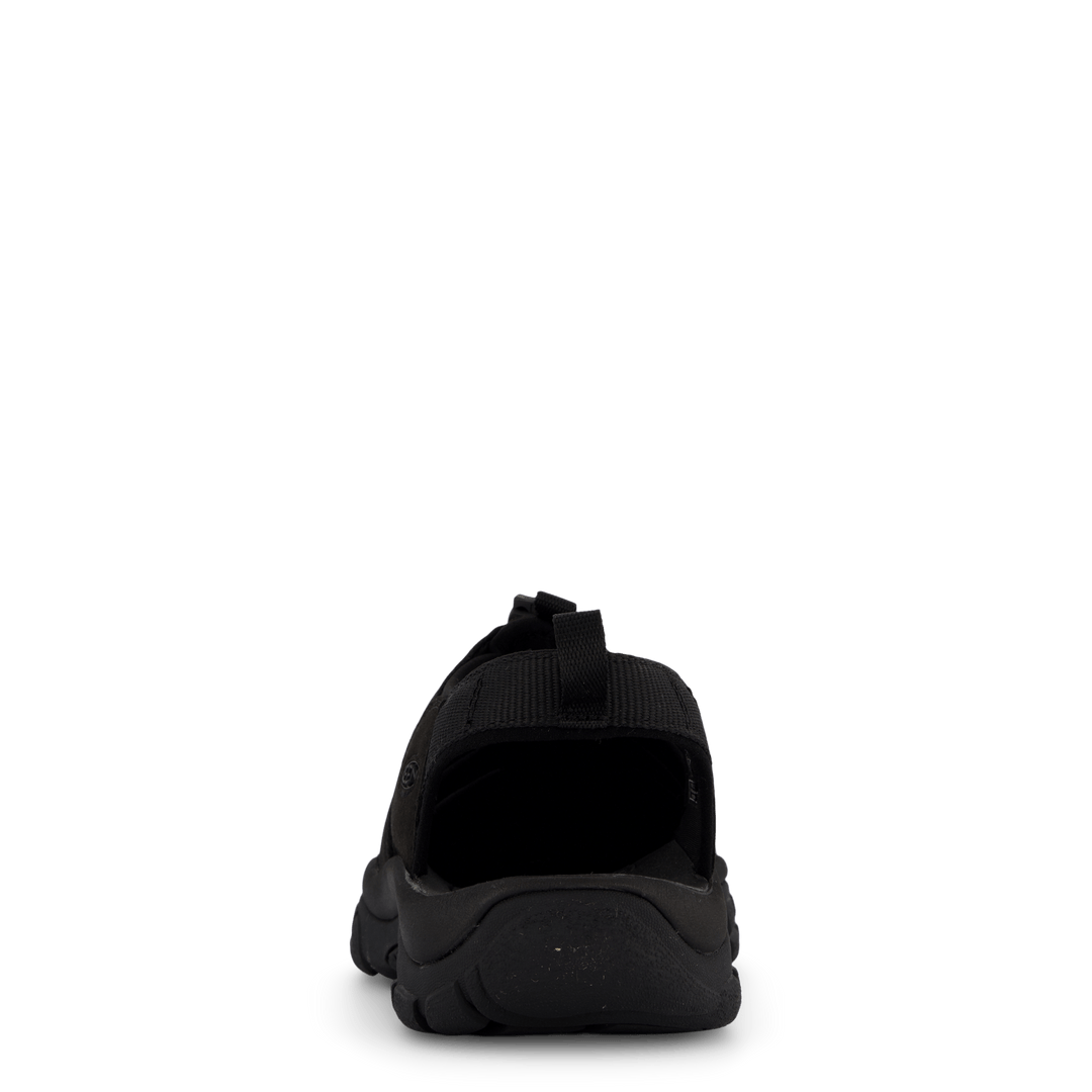 Newport H2 Triple Black