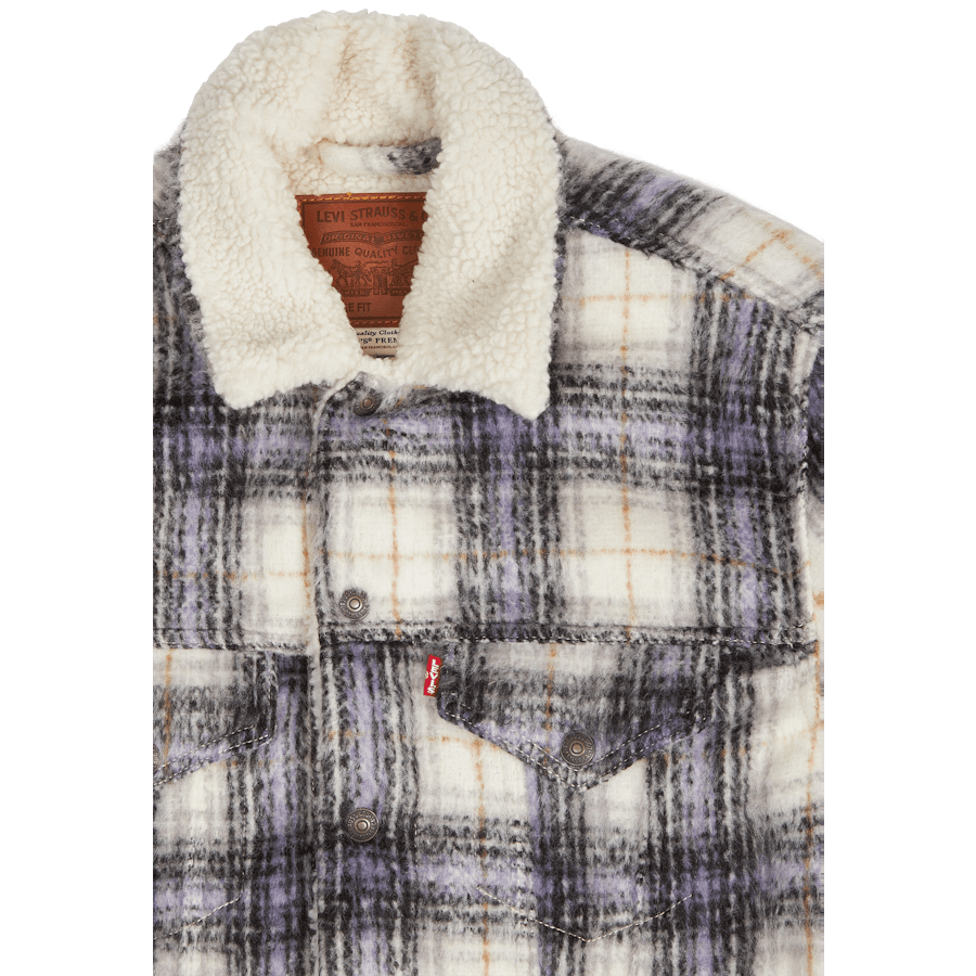 Vtg Fit Sherpa Trucker Nico