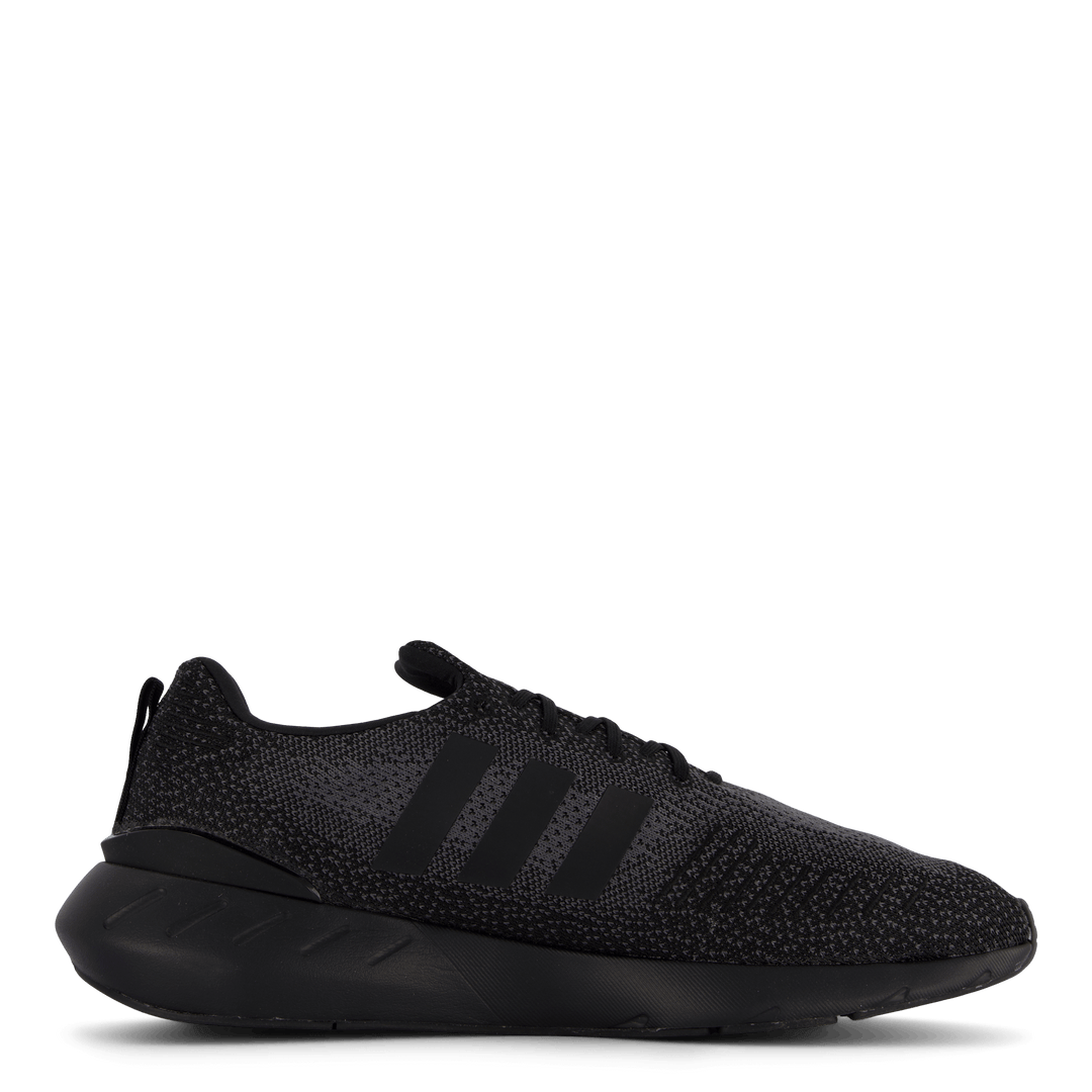 Swift Run 22 Core Black / Core Black