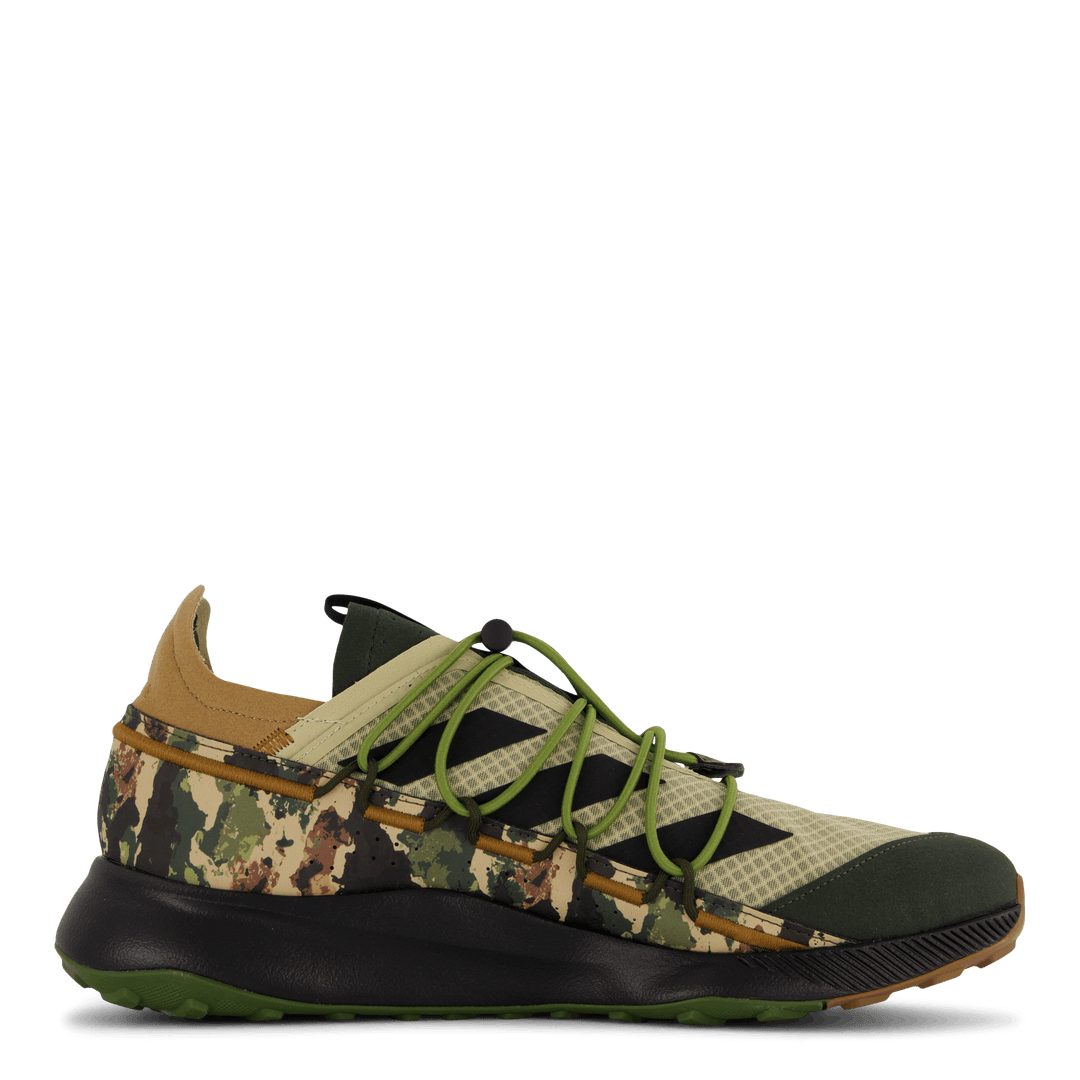 Terrex Voyager 21 Core Black / Solid Green