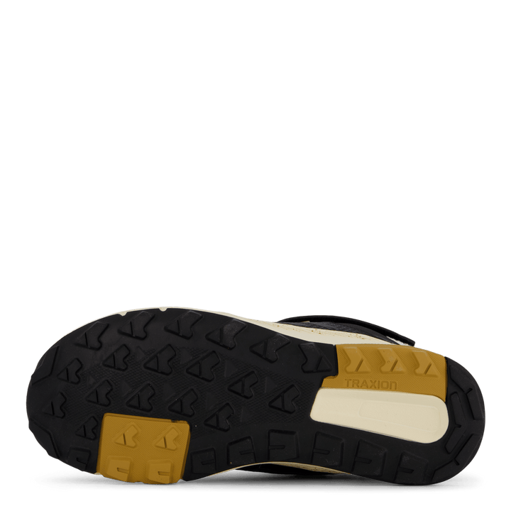 Terrex Trailmaker High COLD.RDY Hiking Shoes Core Black / Grey Six / Mesa
