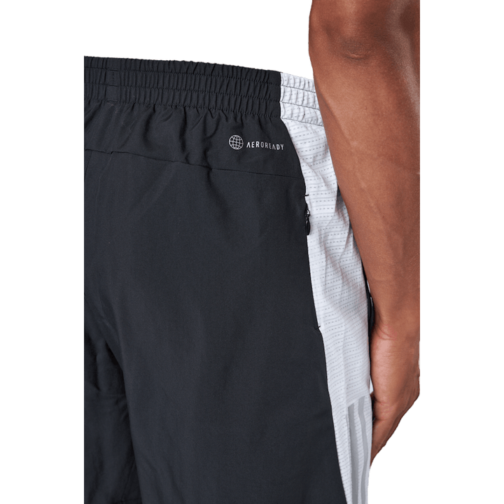 Own The Run Sho Black/white/refsil