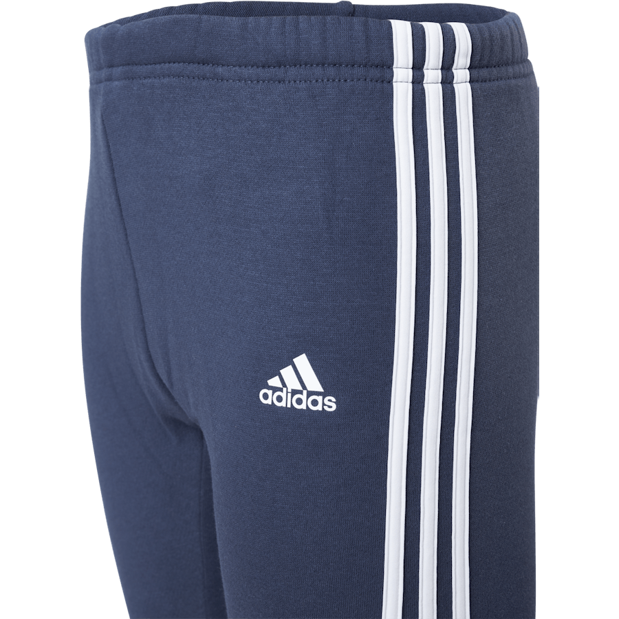 Badge Of Sport Jogger Set Bliblu/White